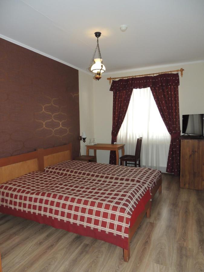Verba Tanya Kotaj Quarto foto