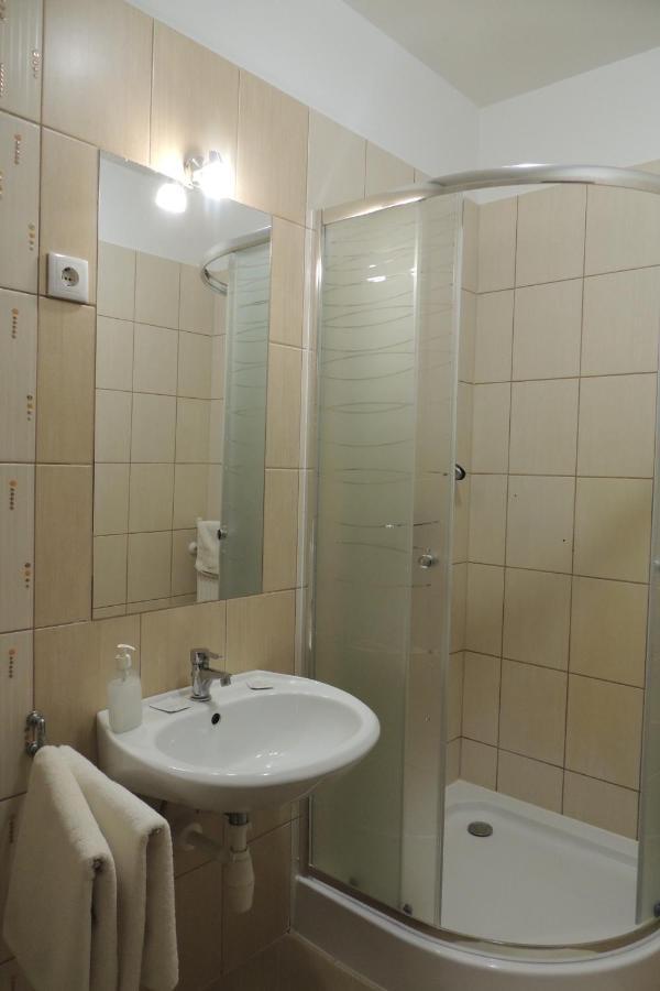Verba Tanya Kotaj Quarto foto