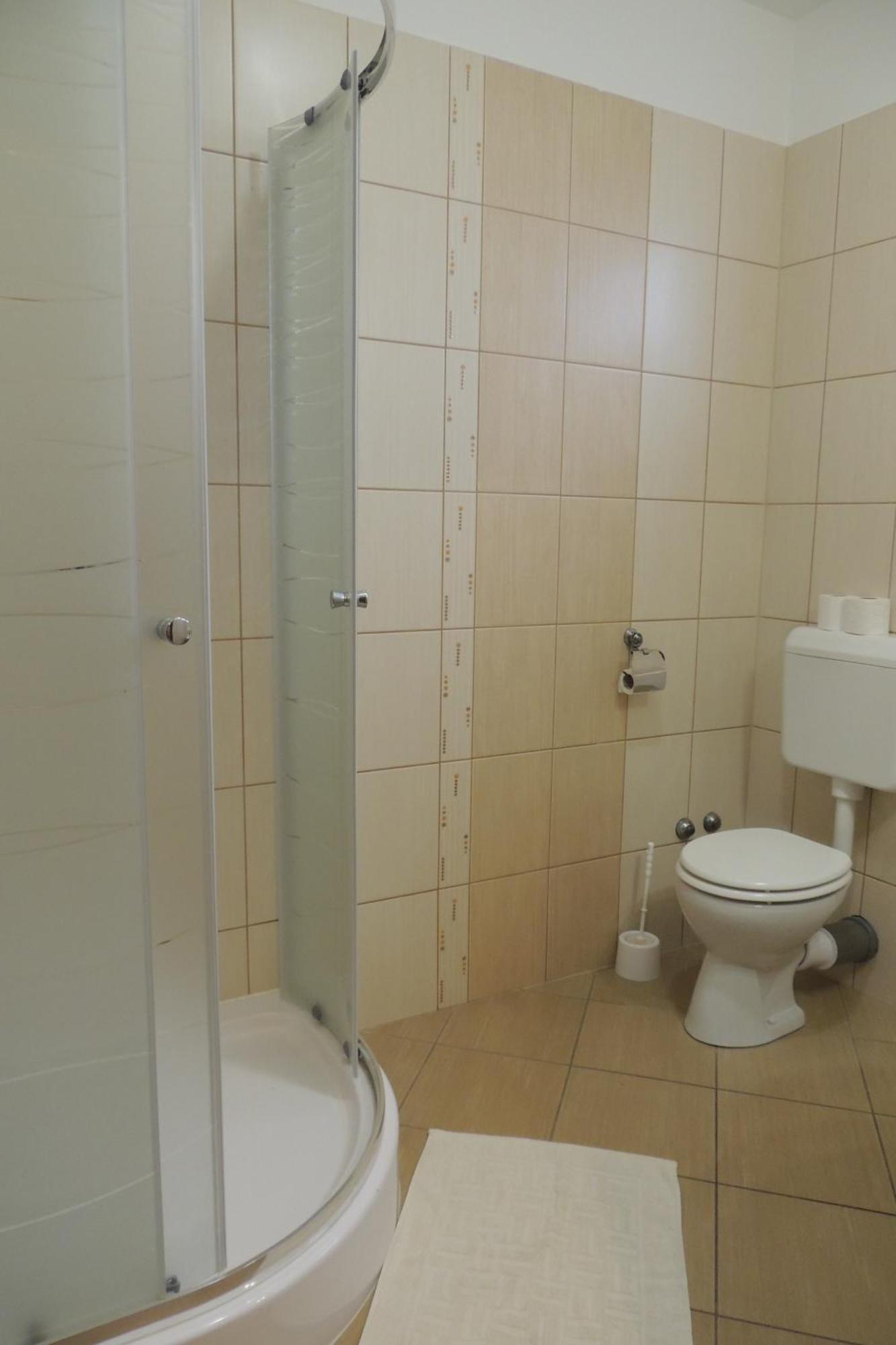 Verba Tanya Kotaj Quarto foto