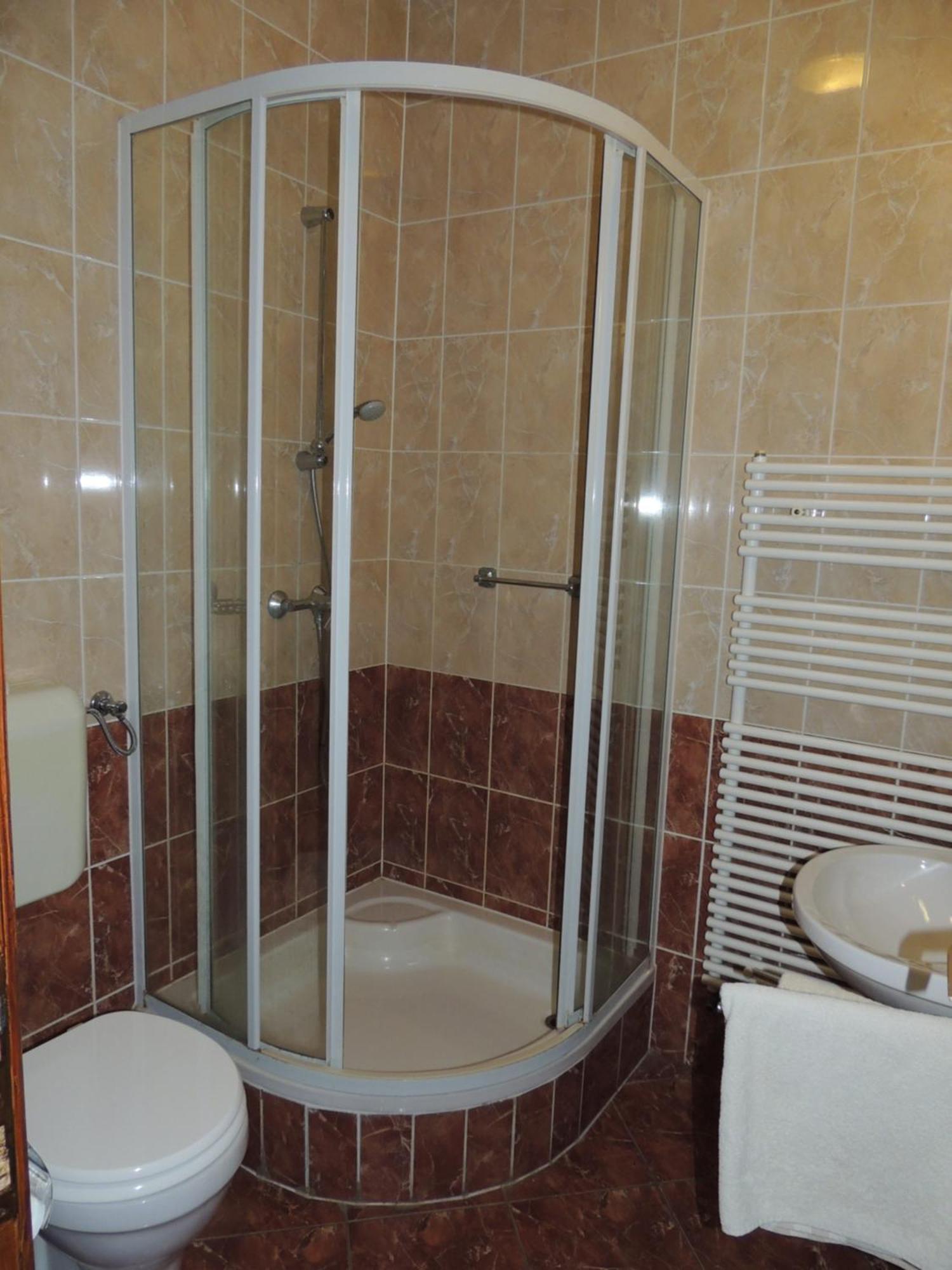 Verba Tanya Kotaj Quarto foto